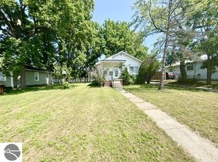 1709 Hickory St, Alma, MI 48801