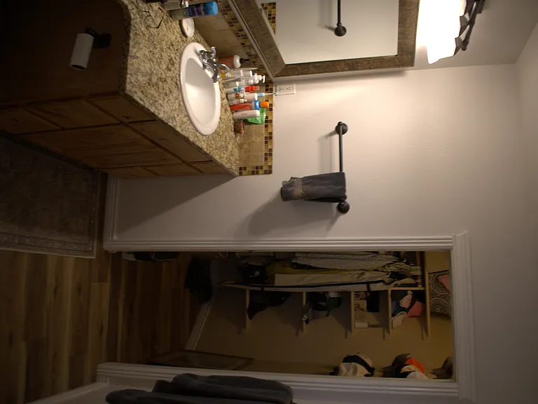 1563 W Cyrus St — Photo 14