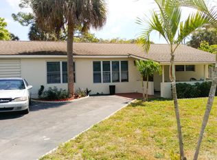 284 Holly Dr, West Palm Beach, FL 33415