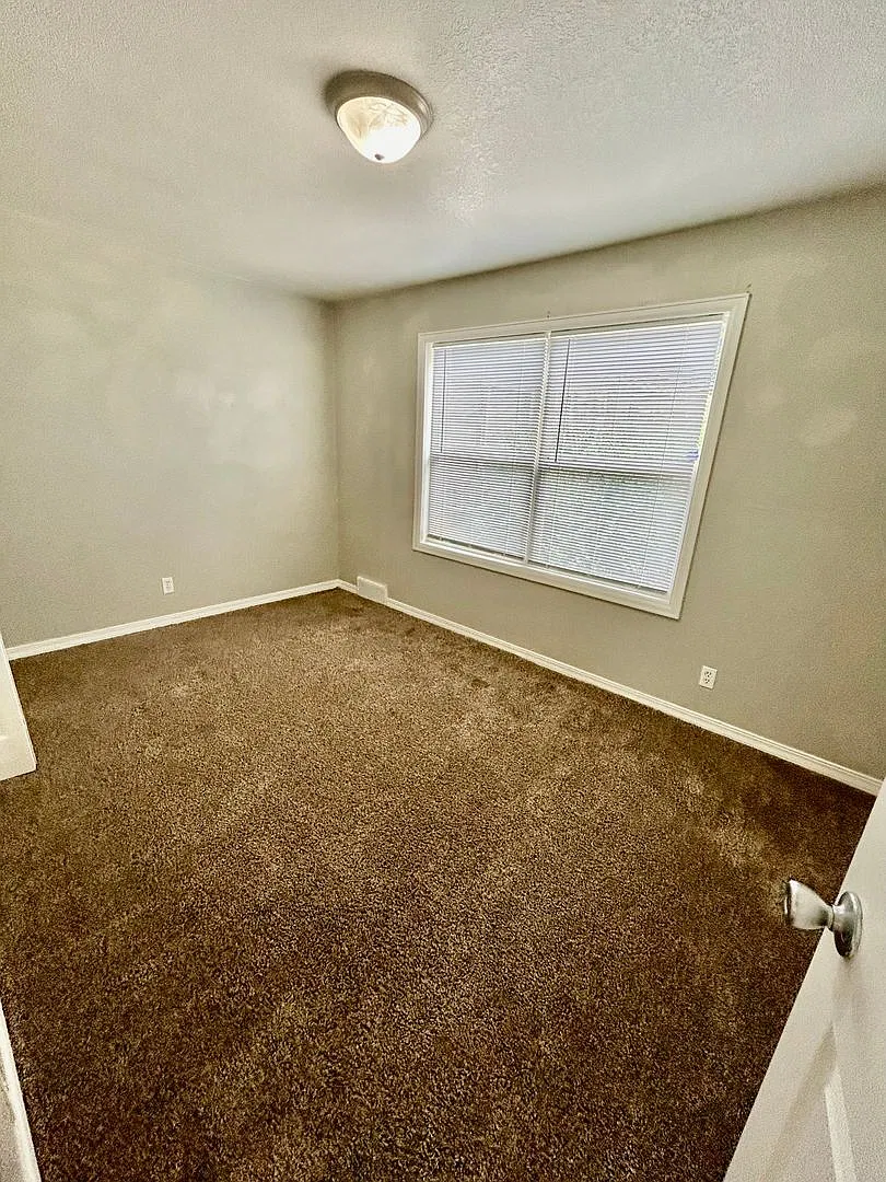 1509-1515 E. Caramillo St. — Photo 4