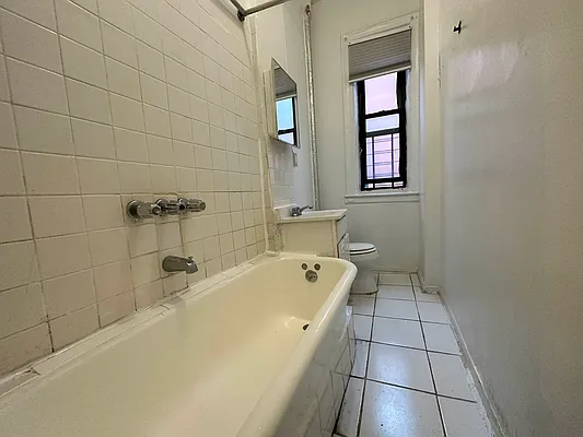Rented by Coda Real Estate NYC | media 18