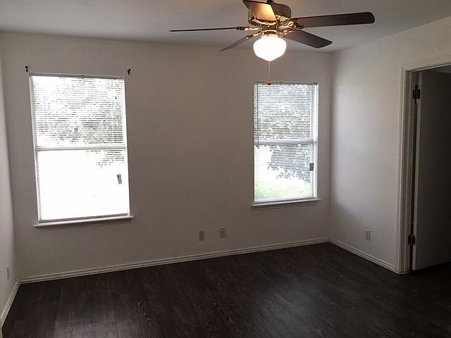 1st image of 302 Will Ln