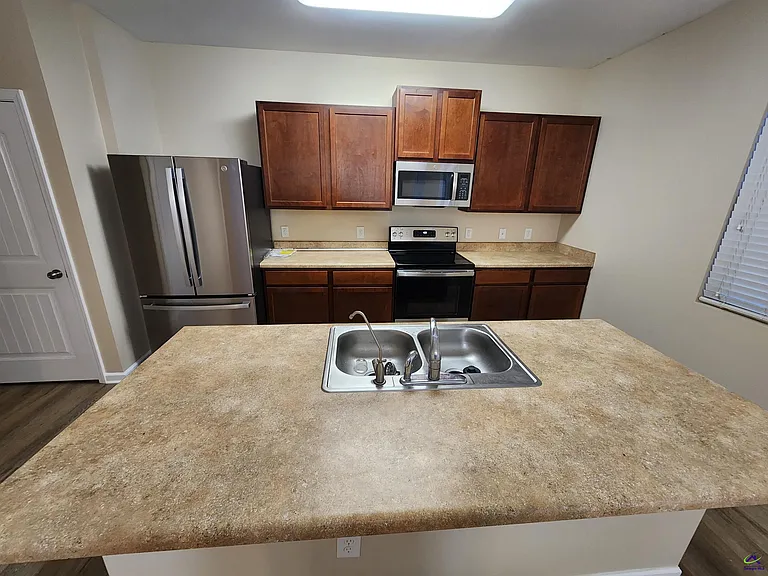 223 Flowing Meadows Dr — Photo 9