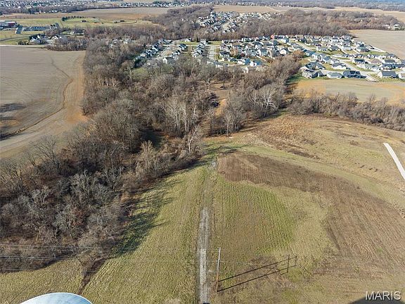 4th image of 1240 Pausch Rd