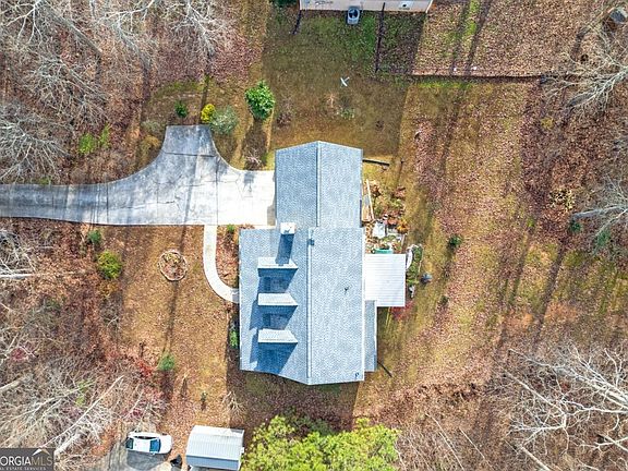4th image of 149 Candlestick Dr