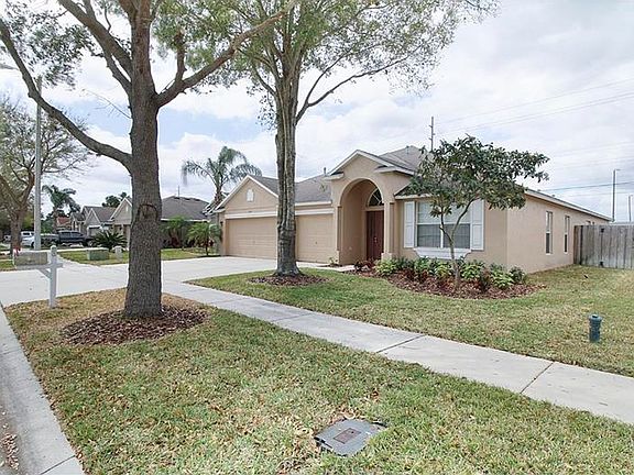 2nd image of 2634 Valencia Grove Dr