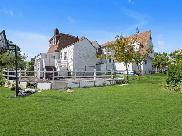 11-34 Bay 27th Street image 19 of 19