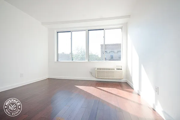 Rented by MySpaceNYC | media 12