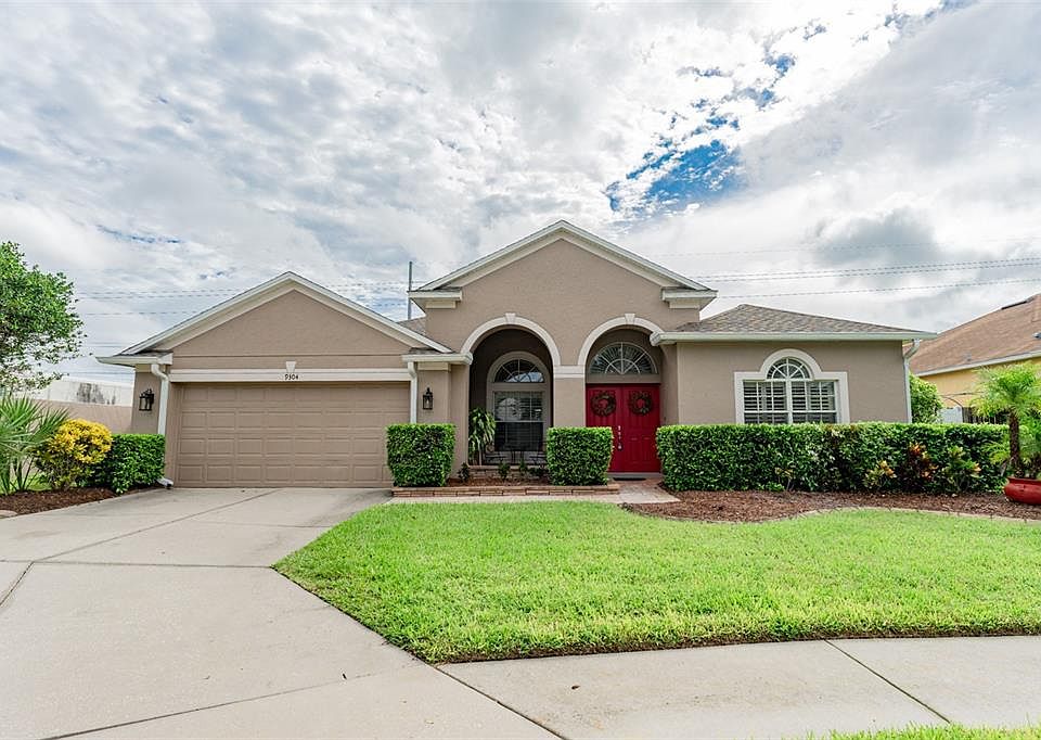 1st image of 9304 Laurel Ledge Dr