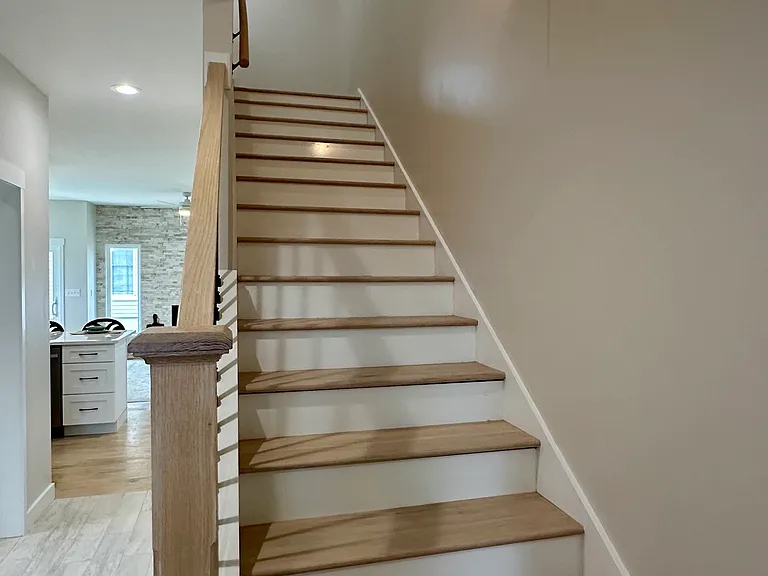 115 E Vine St — Photo 21
