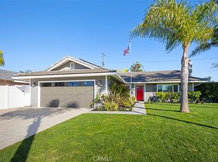 17562 Wrightwood Ln, Huntington Beach, CA 92649