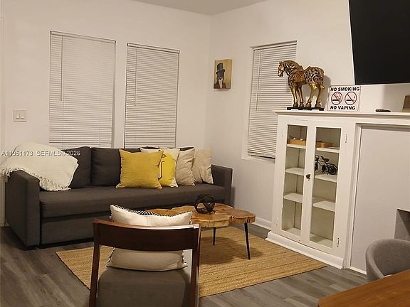 4th image of 2993 SW 16th Ter