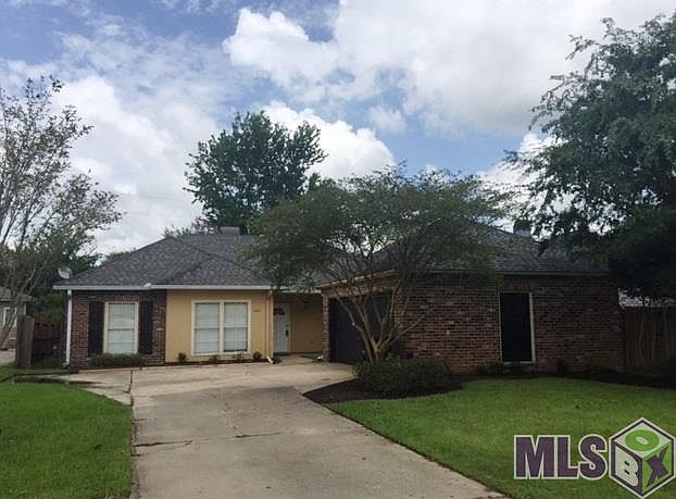 1st image of 18615 Garden Oaks Dr