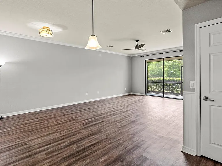 7276 Ketch Pl — Photo 10