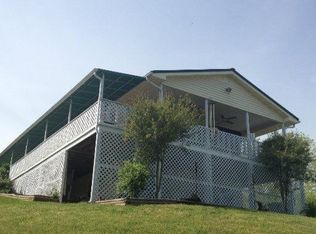 1858 Range Rd, Dandridge, TN 37725