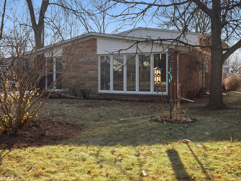 1st image of 3425 Sorrel Dr