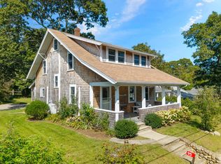 95 Daggett Ave, Tisbury, MA 02568