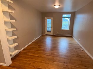 256 Undercliff Ave #1, Edgewater, NJ 07020