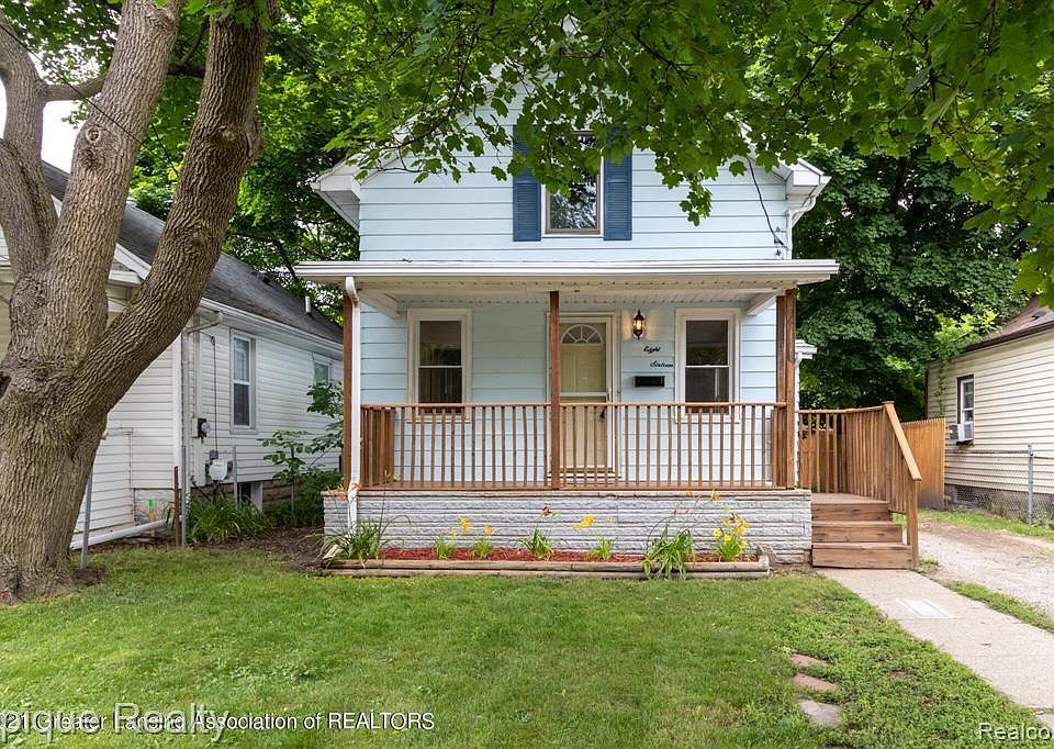 1st image of 816 Comfort St
