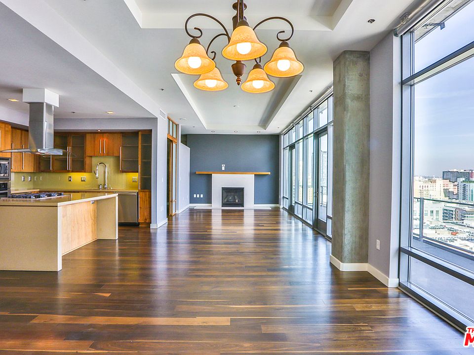 1st image of 1100 S Hope St APT 1905