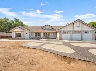 2350 Lassalette Ct, Riverside, CA 92503