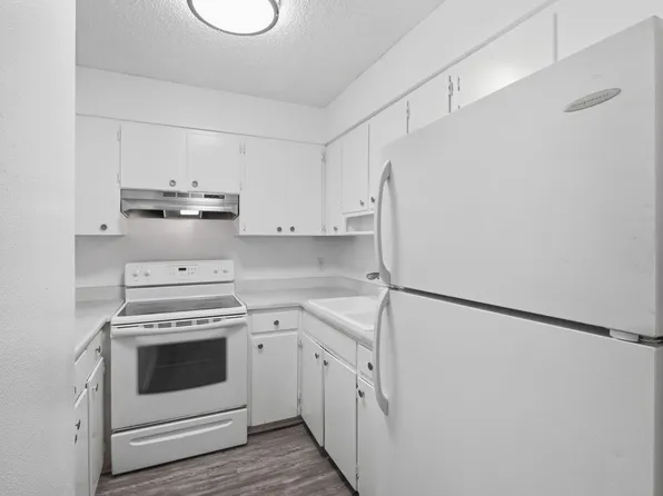 404 E Park Ave, San Antonio, TX