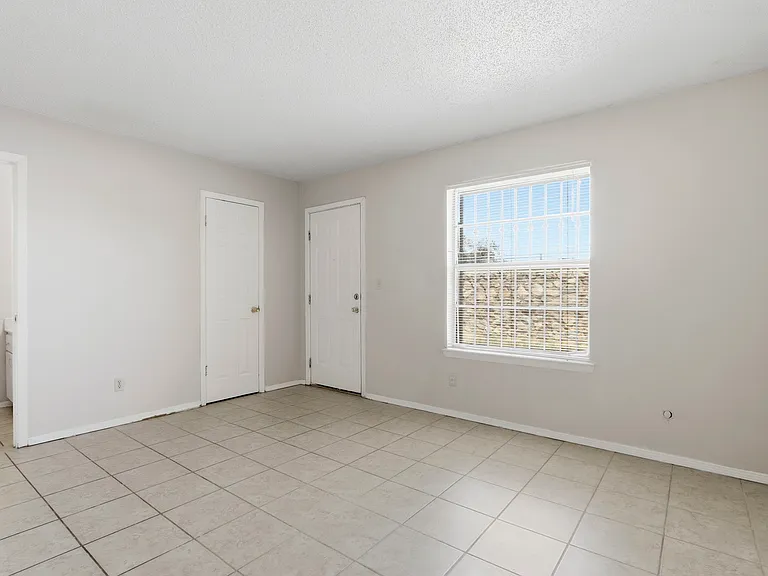 2918 E Glen Dr #B — Photo 21