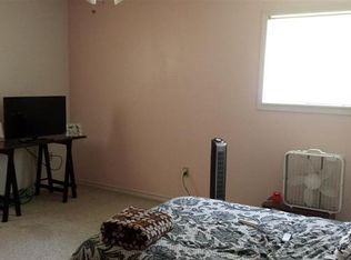 1800 Beverly St, Orange, TX 77632