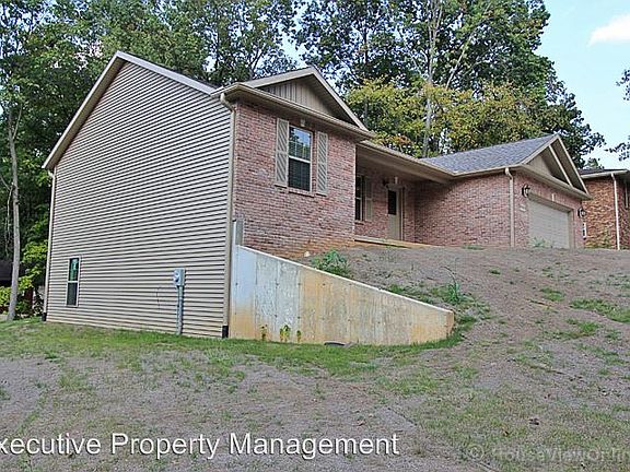 3rd image of 2020 Beth Dr