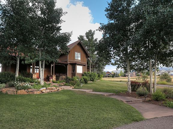 2nd image of 94 E Foxglove Ln