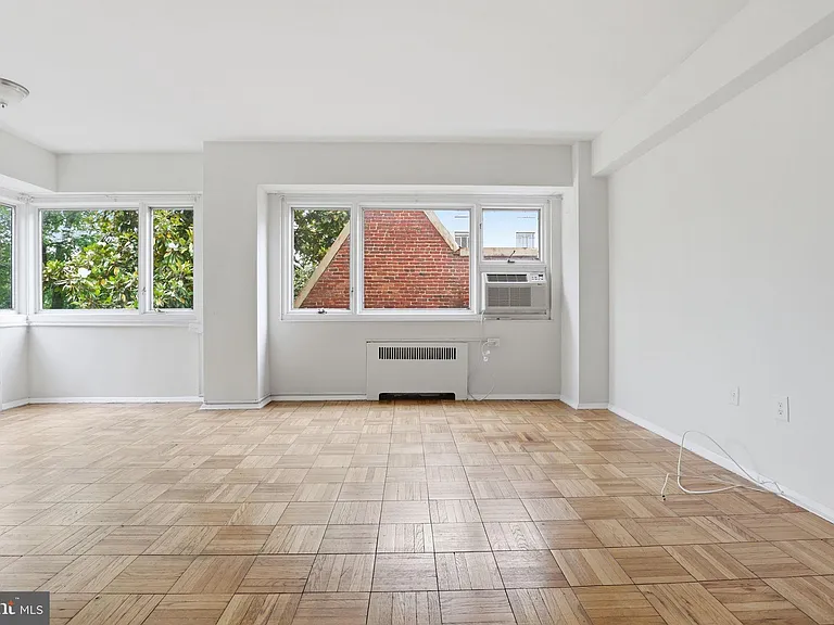 2720 Wisconsin Ave NW #302 — Photo 10