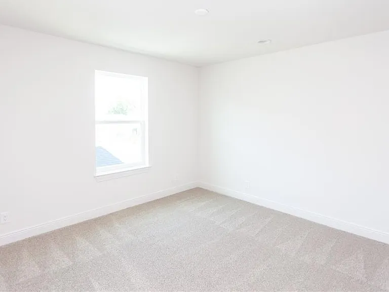 820 Lowood Ct — Photo 27