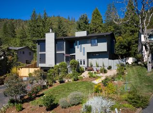 1769 NE Hillcrest Ln, Grants Pass, OR 97526