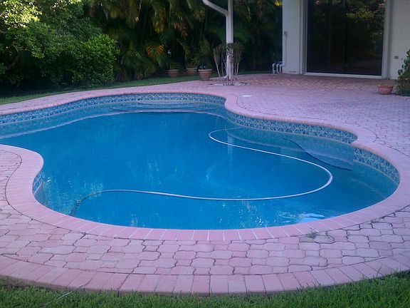 5th image of 4905 NW 49th Ave