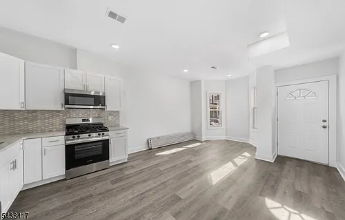1119 Hampton Pl Photo 1