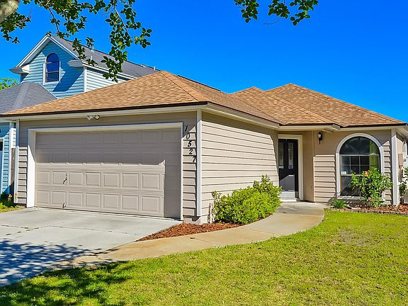 2nd image of 10527 Broomsedge Ct