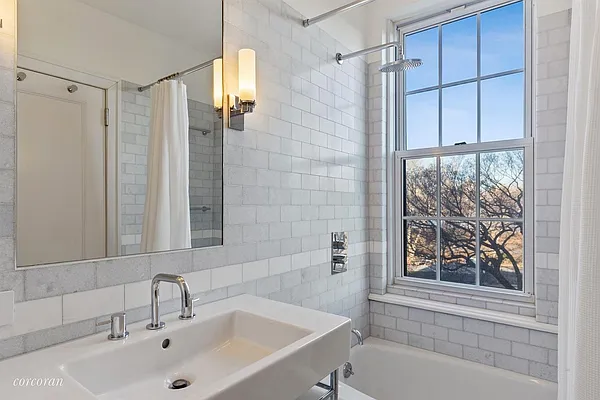 Sold by Corcoran | media 7