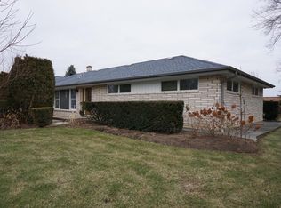 2643 N Delany Rd, Waukegan, IL 60087