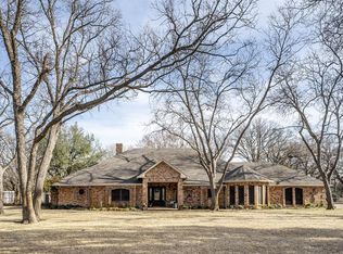 275 Robinson Rd, Combine, TX 75159