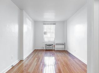 320 W 22nd St APT 2, New York, NY 10011