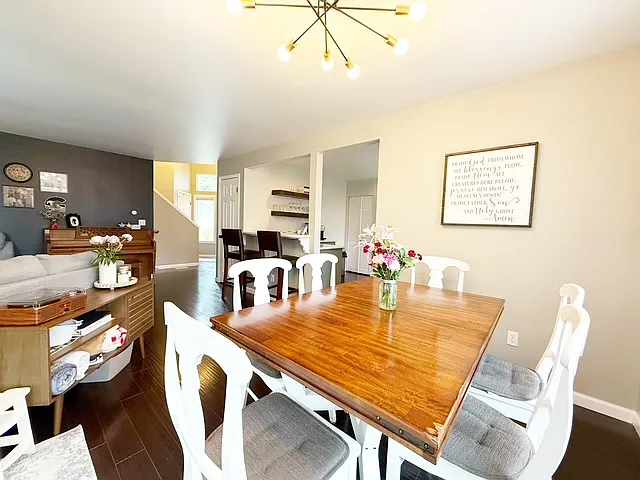 847 NE Cimeron Ct — Photo 13