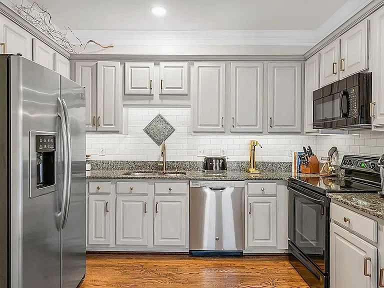 11039 Greenline Ct — Photo 9