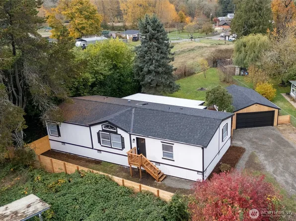 813 Nisqually Park Drive SE, Olympia, WA 98513