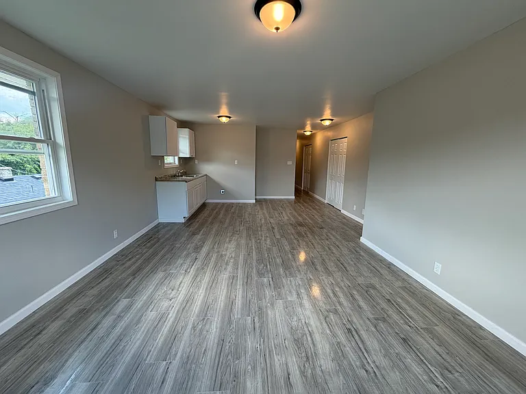 5004 Prescott Ave #1 — Photo 2