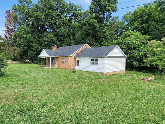 3rd image of 780 Indian Village Trl