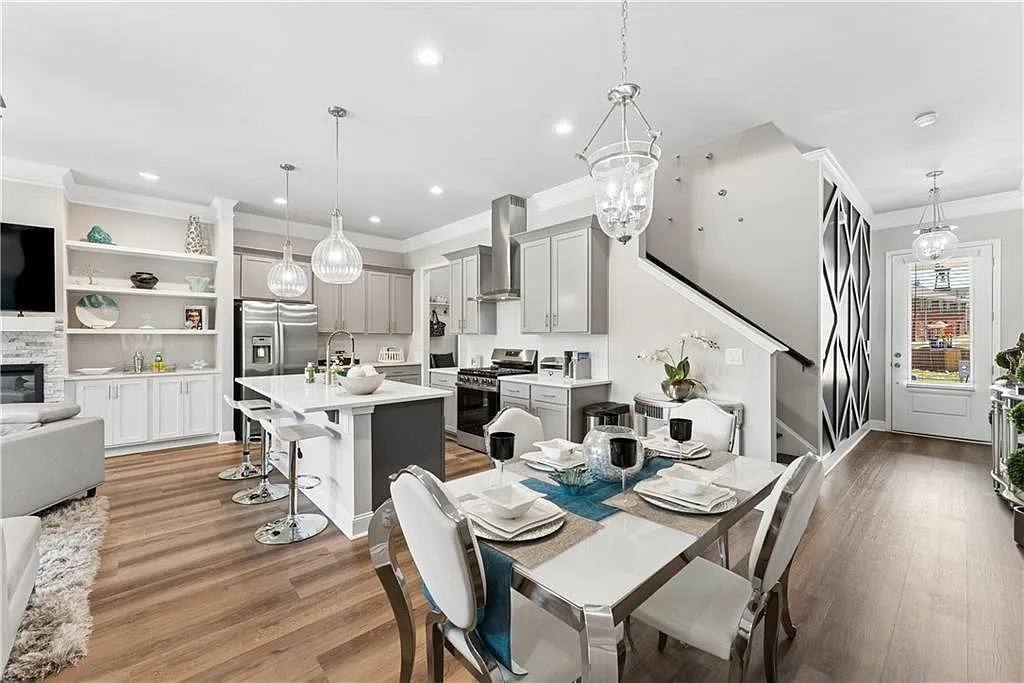 4 bed, 3.5 bath, 2924 sqft, $3,200 — Photo 2