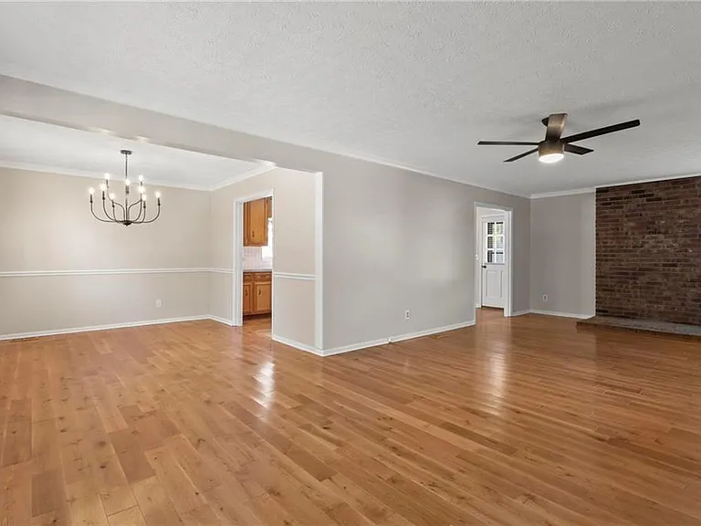 37 Skyview Cir — Photo 5