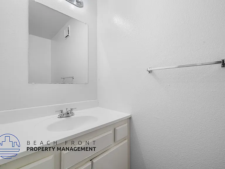 2315 Earl Avenue — Photo 11