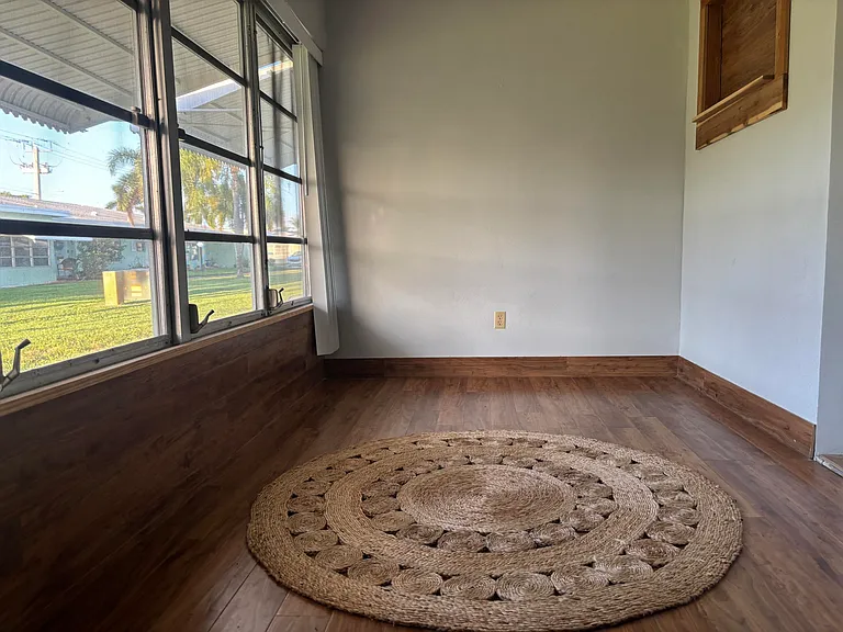 211 Country Ln #C — Photo 24