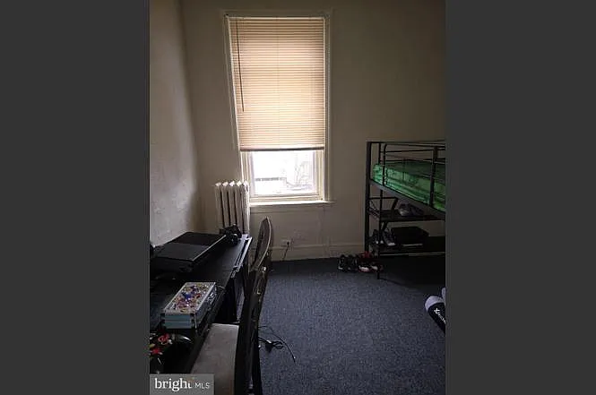 6210 W Stiles St — Photo 4